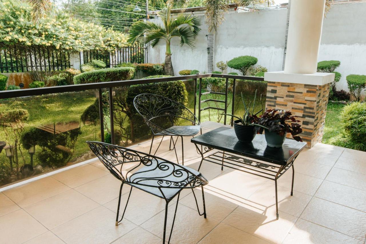 Bahay Ni Kikay Vacation Rental - Wifi Included General Santos City Exterior foto